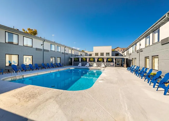 The Bransinn Entertainment District